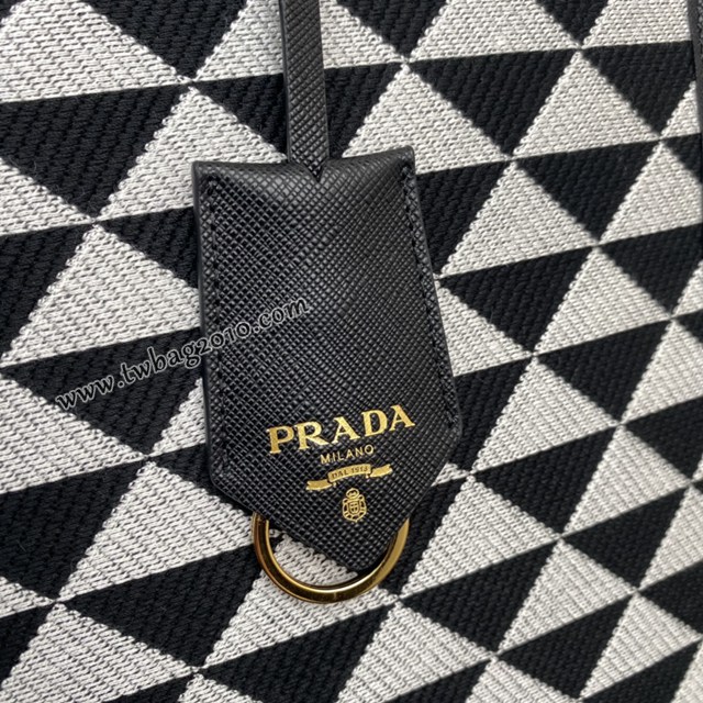 Prada專櫃新款刺繡織物包 1BA356 普拉達大號無長肩帶刺繡托特包 csp1484